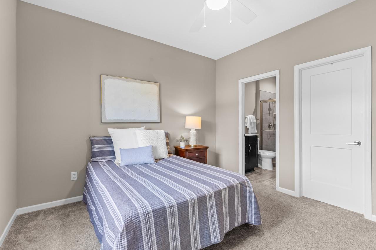 16894 Reeder Ridge Eden Prairie, MN 55347 - Photo 28 of 64