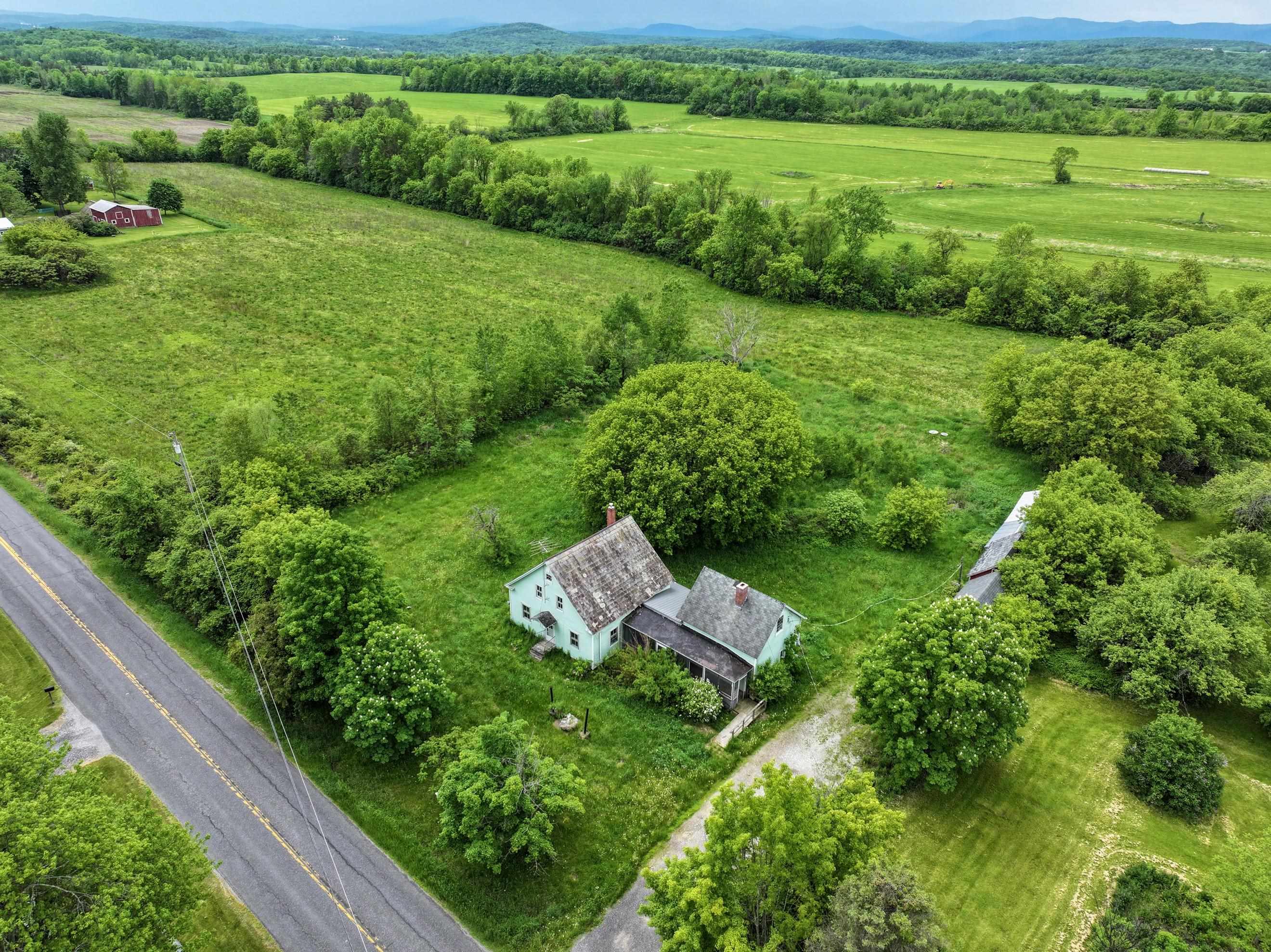 286 South Bingham Street Cornwall, VT 05753 - Photo 7 of 38