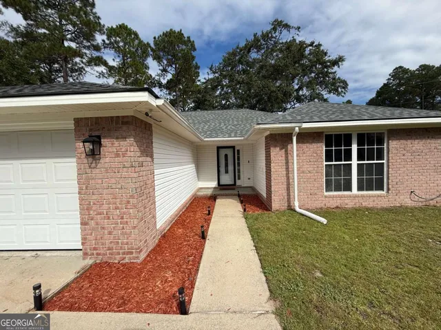 $1,950 | 309 North Belmont Court, Hinesville, GA 31313