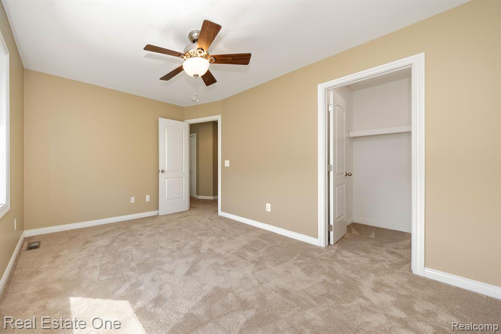 630 Lockmoore Court Rochester Hills, MI 48307 - Photo 31 of 65