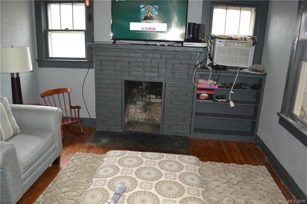 315 Pritchard Road, Unit 1&2 Candler, NC 28715 - Photo 8 of 11 Gallery Image 8
