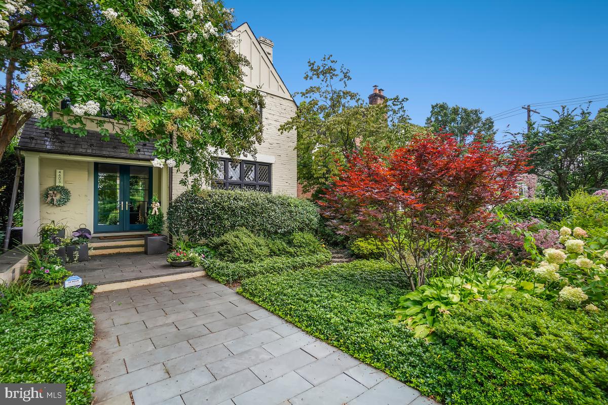 4605 46th St Northwest  