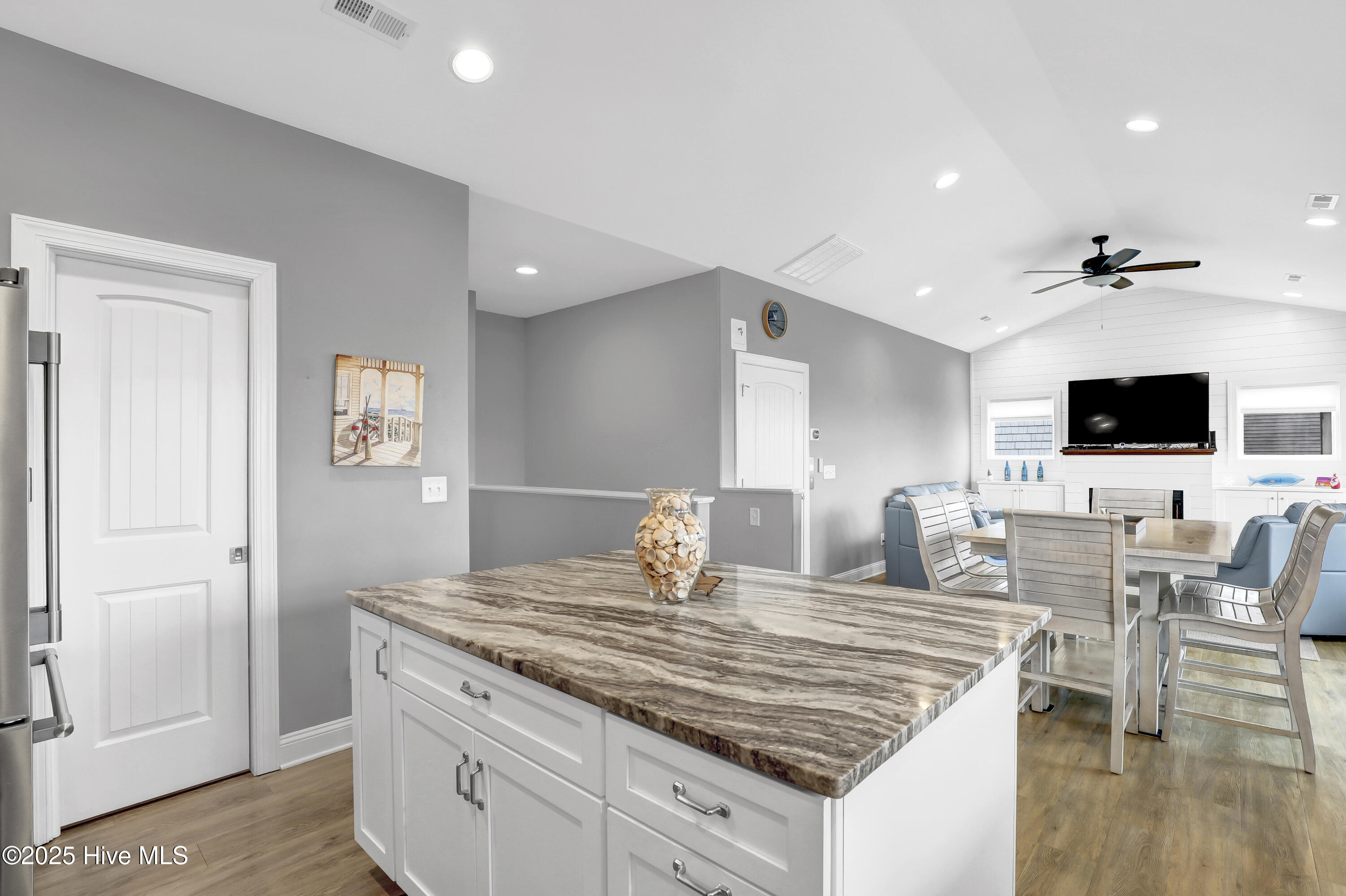 140 Atkinson Road Surf City, NC 28445 - Photo 11 of 47 6G8A3861(1)