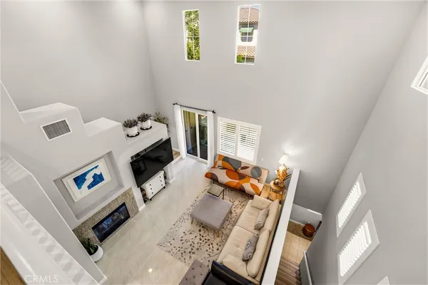 $1,150,000 | 143 Lockford, Irvine, CA 92602