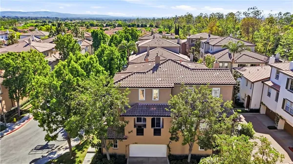 $1,150,000 | 143 Lockford, Irvine, CA 92602
