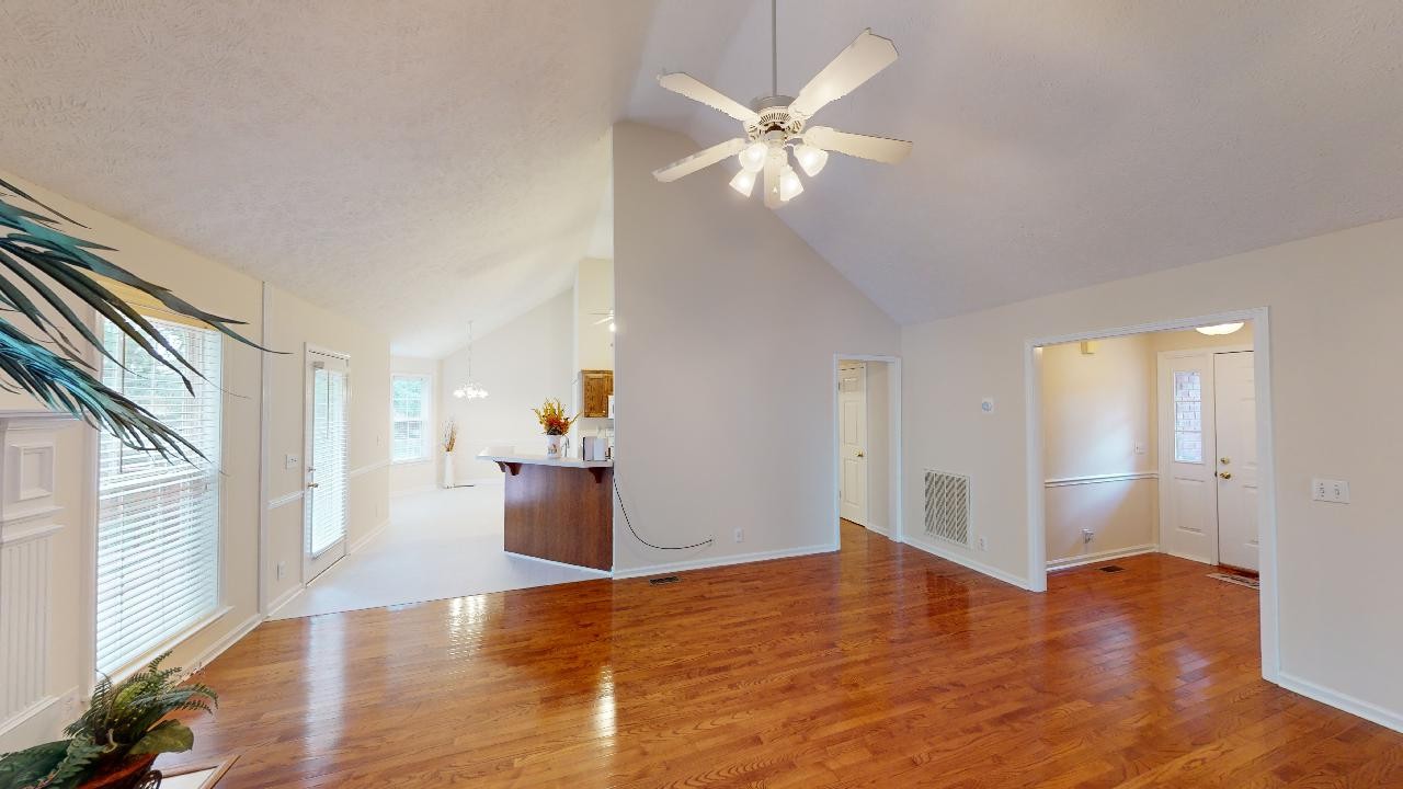2918 Roellen Road Murfreesboro, TN 37130 - Photo 4 of 16 Gallery Image 4