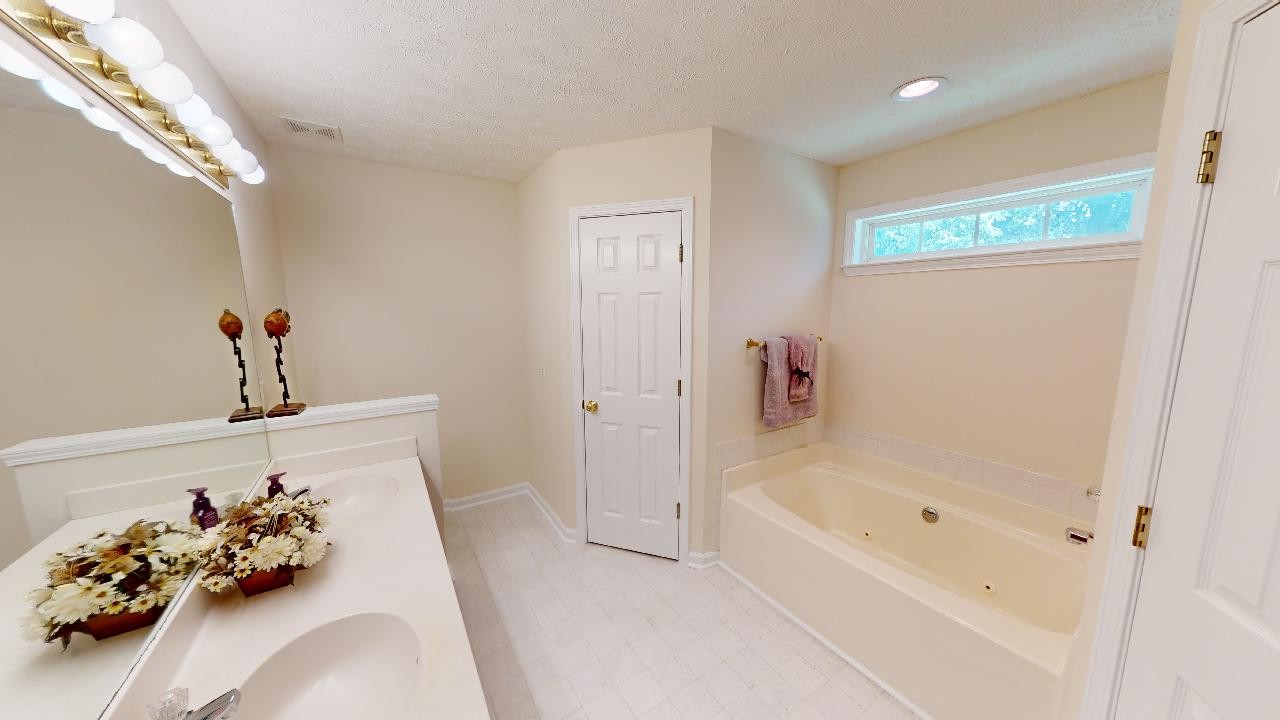 2918 Roellen Road Murfreesboro, TN 37130 - Photo 8 of 16 Gallery Image 8