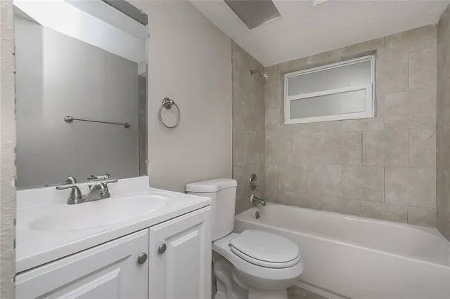 $2,095 | 7538 Mako Drive, Hudson, FL 34667