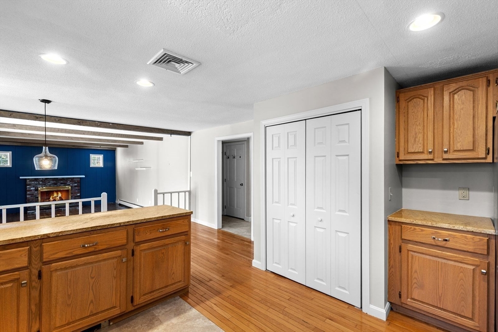 36 Cooke Road Plymouth, MA 02360 - Photo 4 of 36