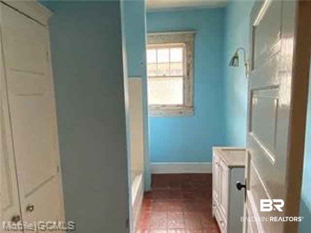 108 South Catherine Street Mobile, AL 36604 - Photo 7 of 8