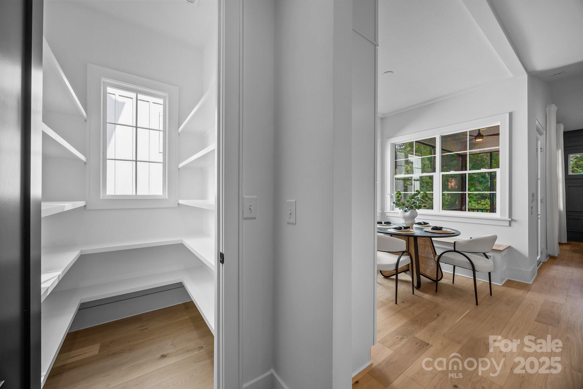 3945 Plainview Road Charlotte, NC 28208 - Photo 26 of 47 a dining room with furniture and a window