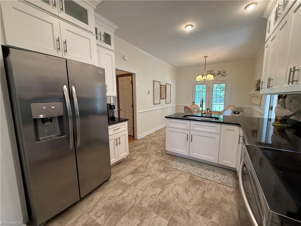 1915 South Union Grove Road Lexington, NC 27295 - Photo 9 of 38