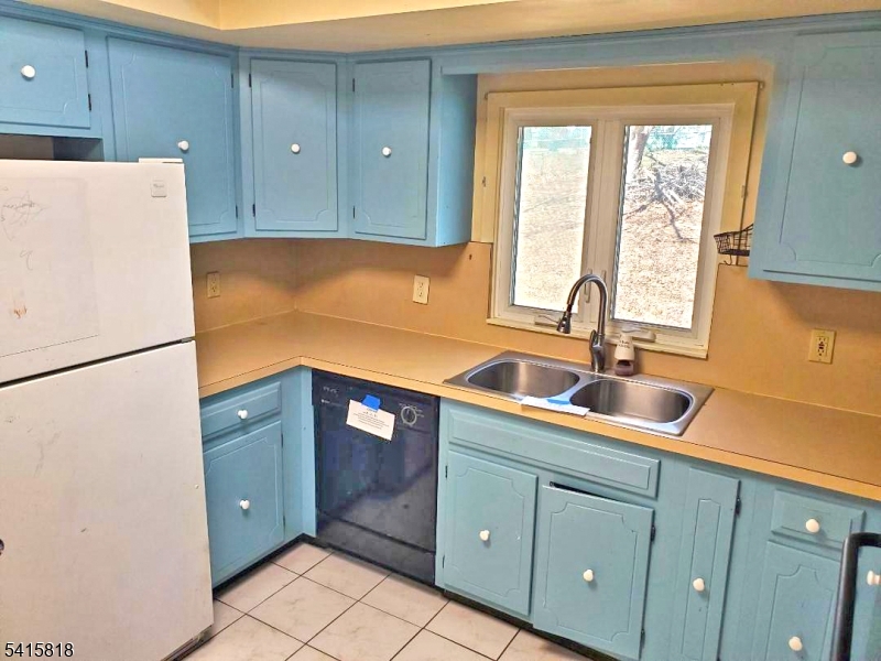 52 Valley View Road High Bridge, NJ 08829 - Photo 7 of 20