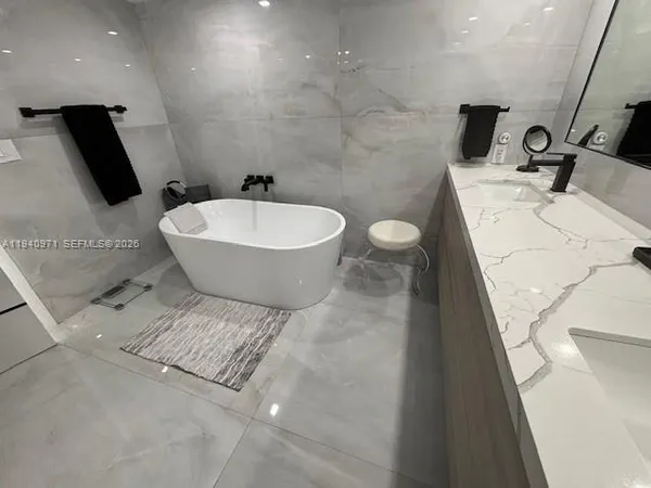 $8,750 | 19707 Turnberry Way, Unit 23J, Aventura, FL 33180