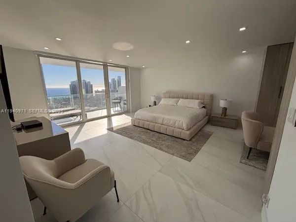 $8,750 | 19707 Turnberry Way, Unit 23J, Aventura, FL 33180