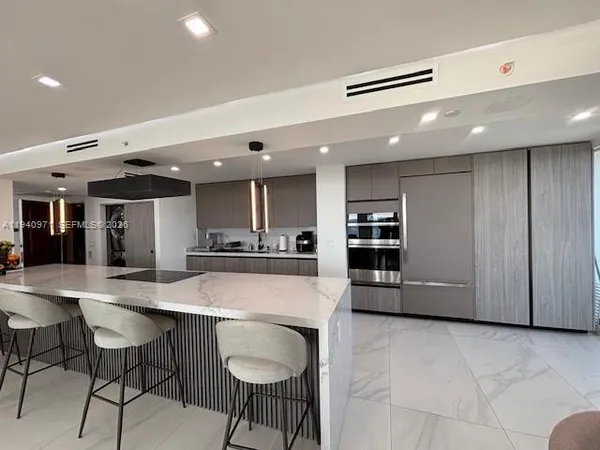 $8,750 | 19707 Turnberry Way, Unit 23J, Aventura, FL 33180