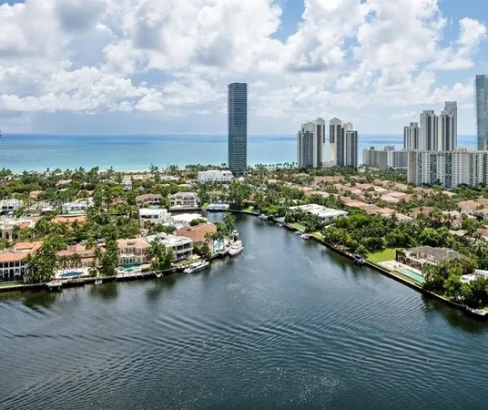 $8,750 | 19707 Turnberry Way, Unit 23J, Aventura, FL 33180