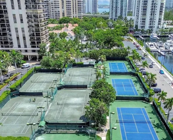 $9,250 | 19707 Turnberry Way, Unit 23J, Aventura, FL 33180