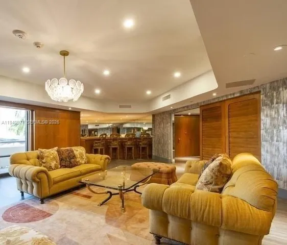 $9,250 | 19707 Turnberry Way, Unit 23J, Aventura, FL 33180