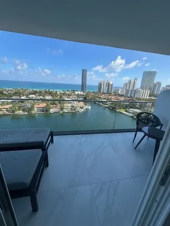 $8,750 | 19707 Turnberry Way, Unit 23J, Aventura, FL 33180