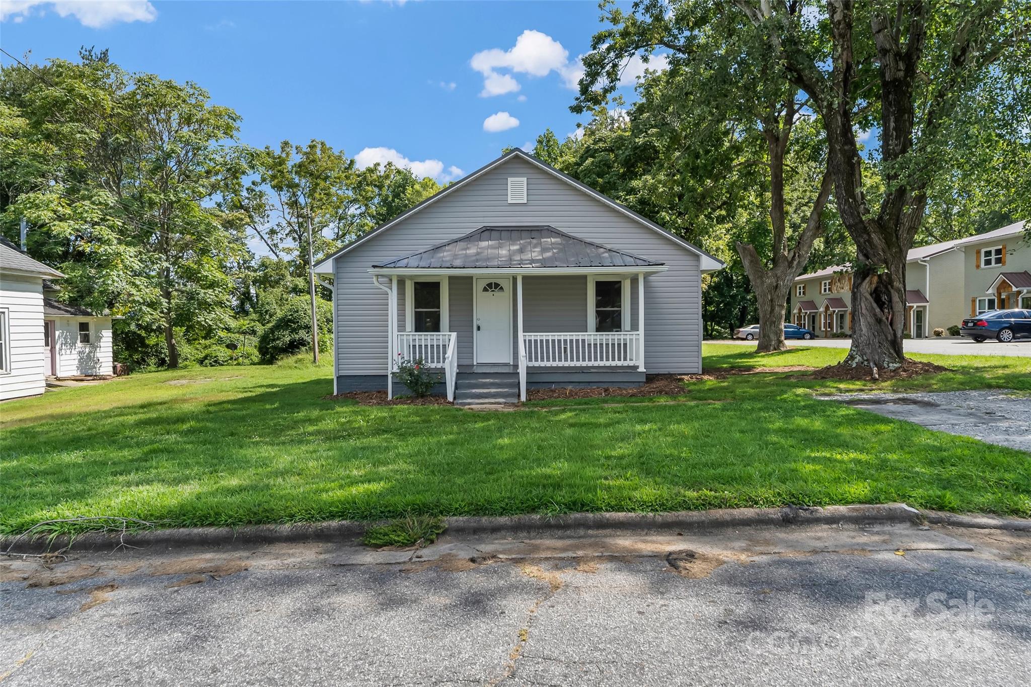 107 Rhyne Street Morganton, NC 28655 - Photo 1 of 18 Gallery Image 1