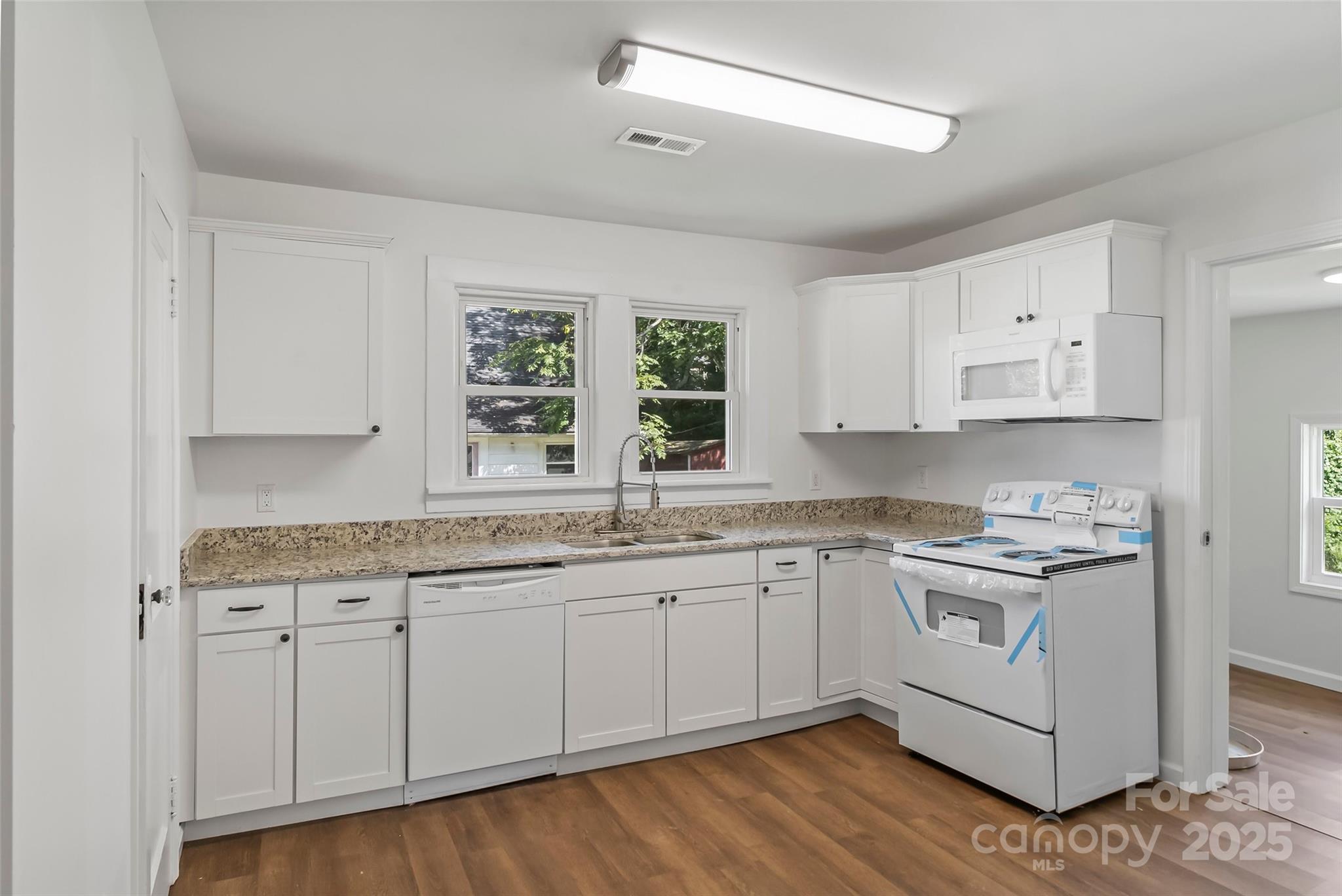 107 Rhyne Street Morganton, NC 28655 - Photo 7 of 18 Gallery Image 7