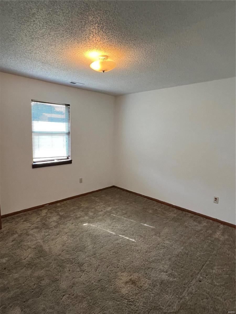 13981 Bobwhite Drive Plato, MO 65552 - Photo 18 of 24