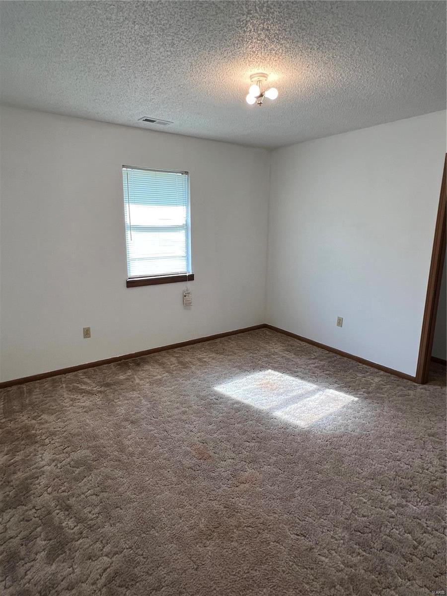 13981 Bobwhite Drive Plato, MO 65552 - Photo 23 of 24