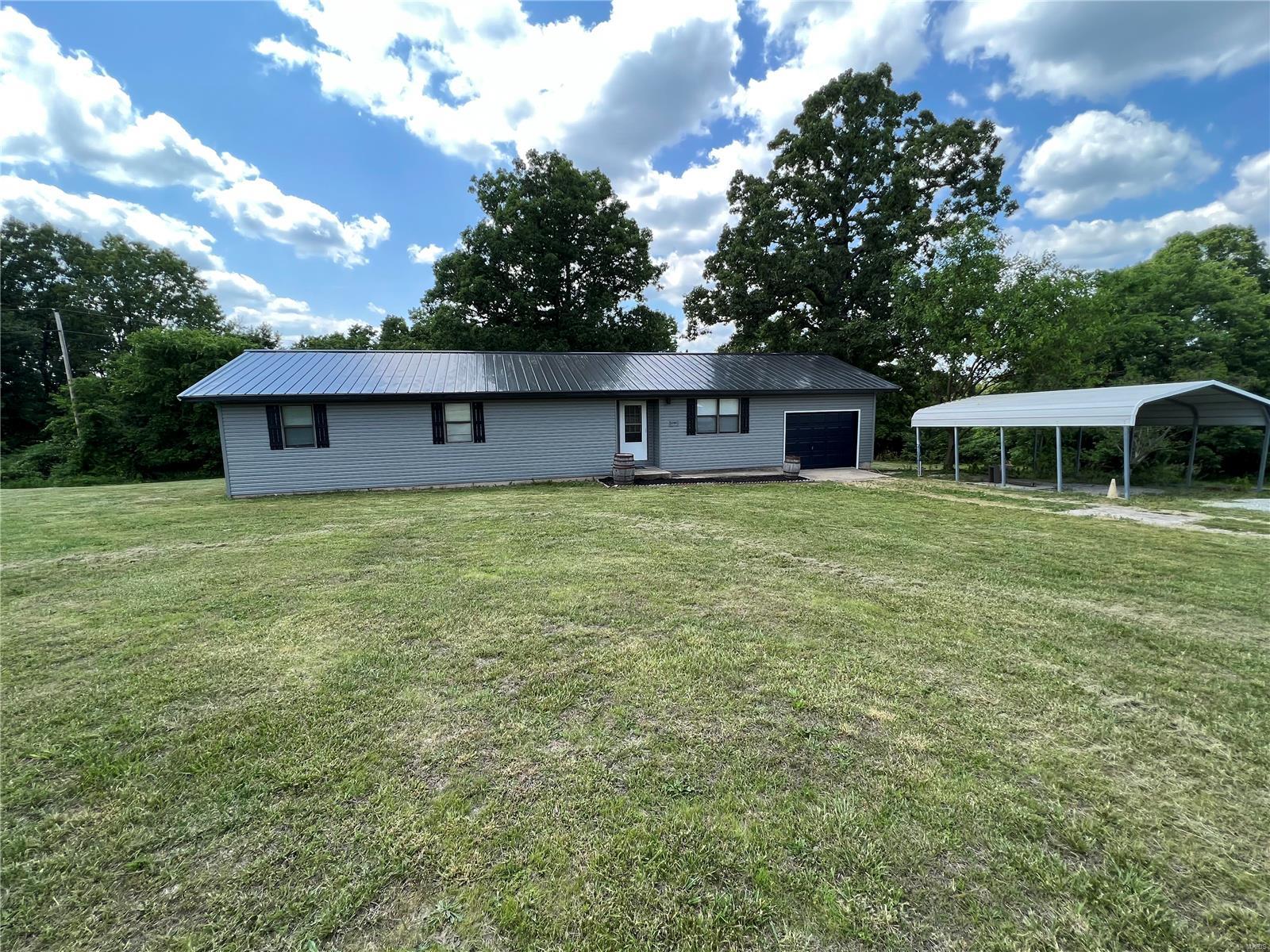 13981 Bobwhite Drive Plato, MO 65552 - Photo 4 of 24