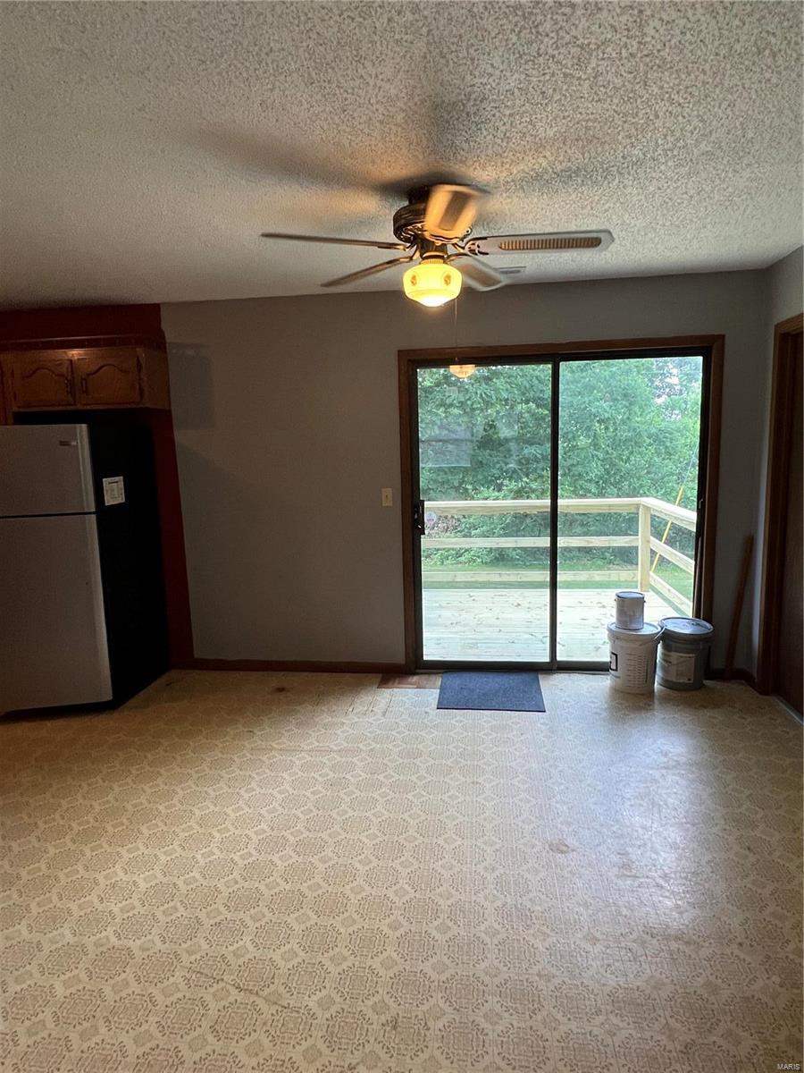 13981 Bobwhite Drive Plato, MO 65552 - Photo 9 of 24