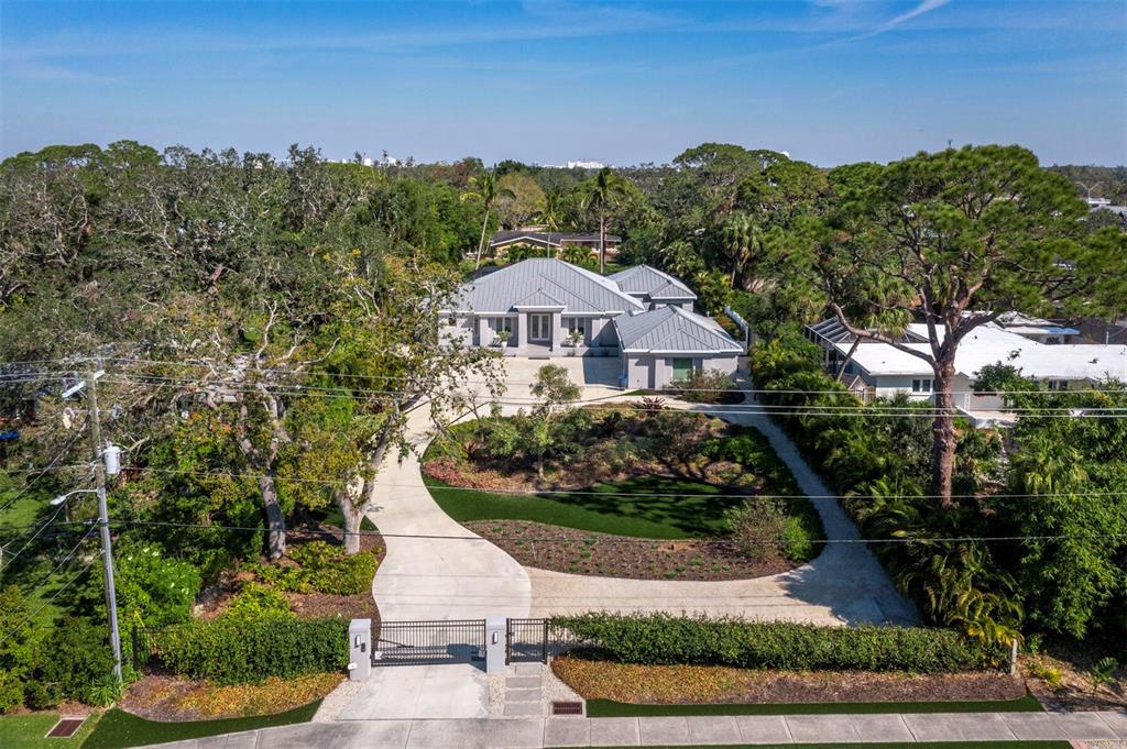 1909 Field Road Sarasota, FL 34231 - Photo 48 of 66 Gallery Image 48