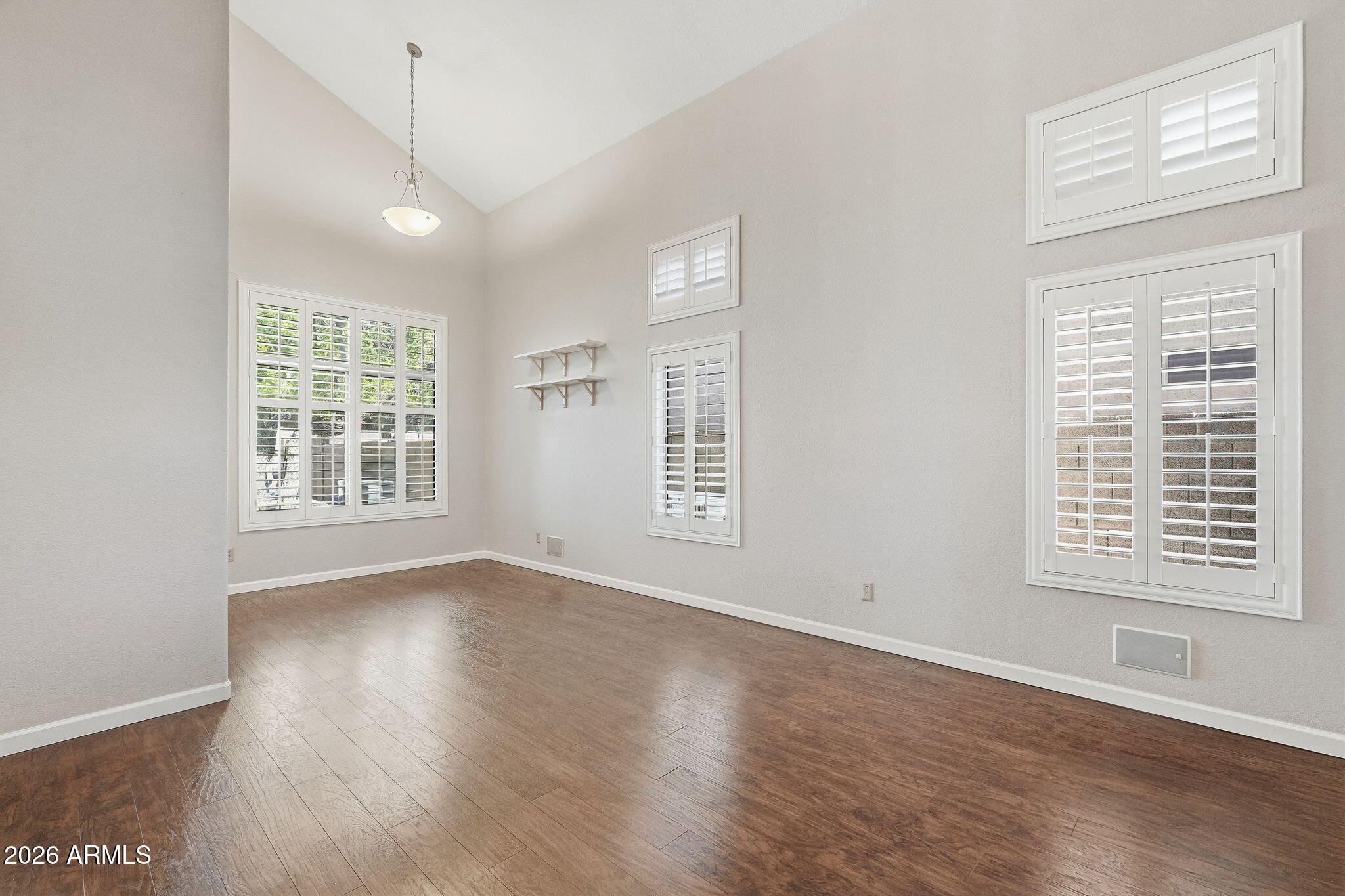 462 West Colt Road Tempe, AZ 85284 - Photo 4 of 40 Dining Room