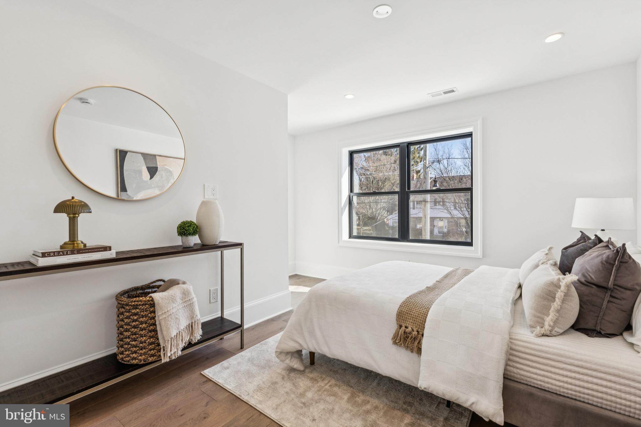 5346 Nebraska Avenue Northwest Washington, DC 20015 - Photo 19 of 39 Bedroom #4