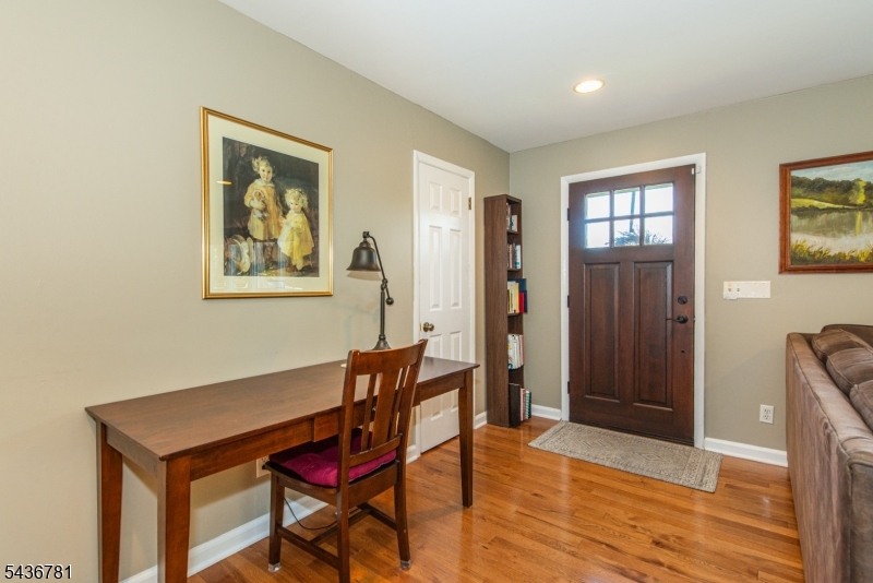 327 Pleasant Hill Road Flanders, NJ 07836 - Photo 9 of 46