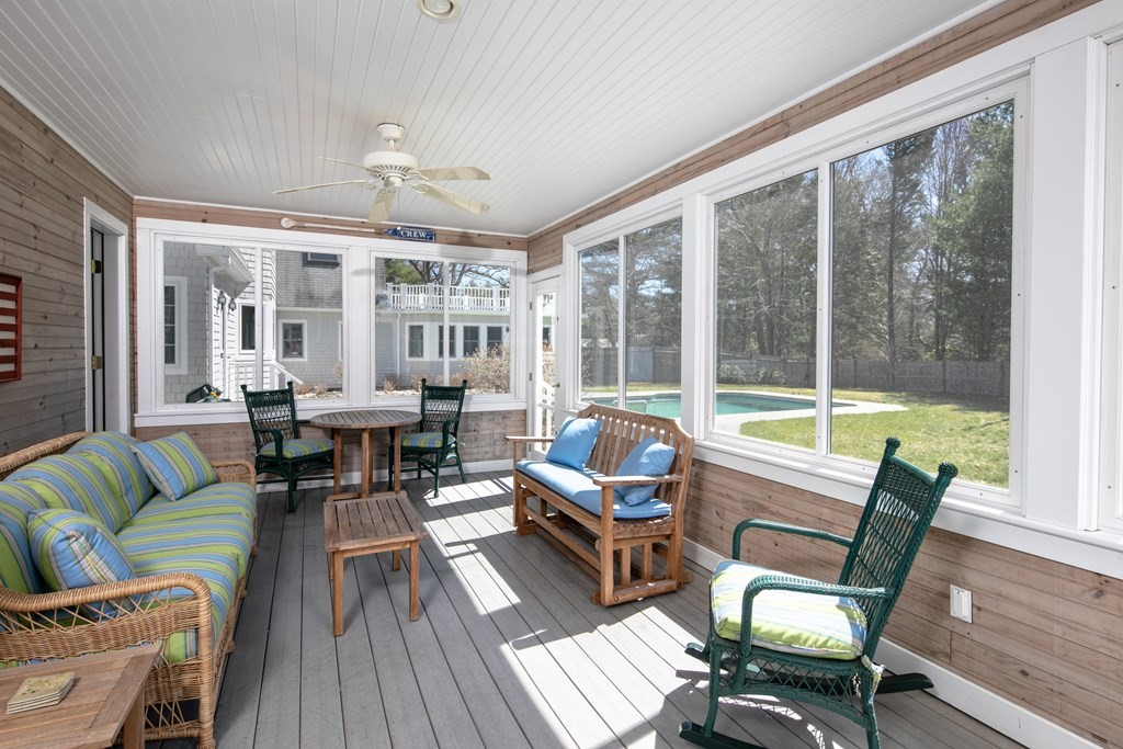 20 Vine Street Marion, MA 02738 - Photo 16 of 40 Gallery Image 16