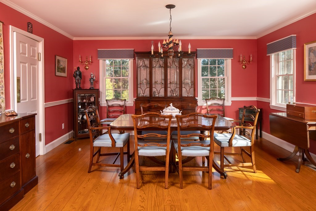 20 Vine Street Marion, MA 02738 - Photo 18 of 40 Gallery Image 18