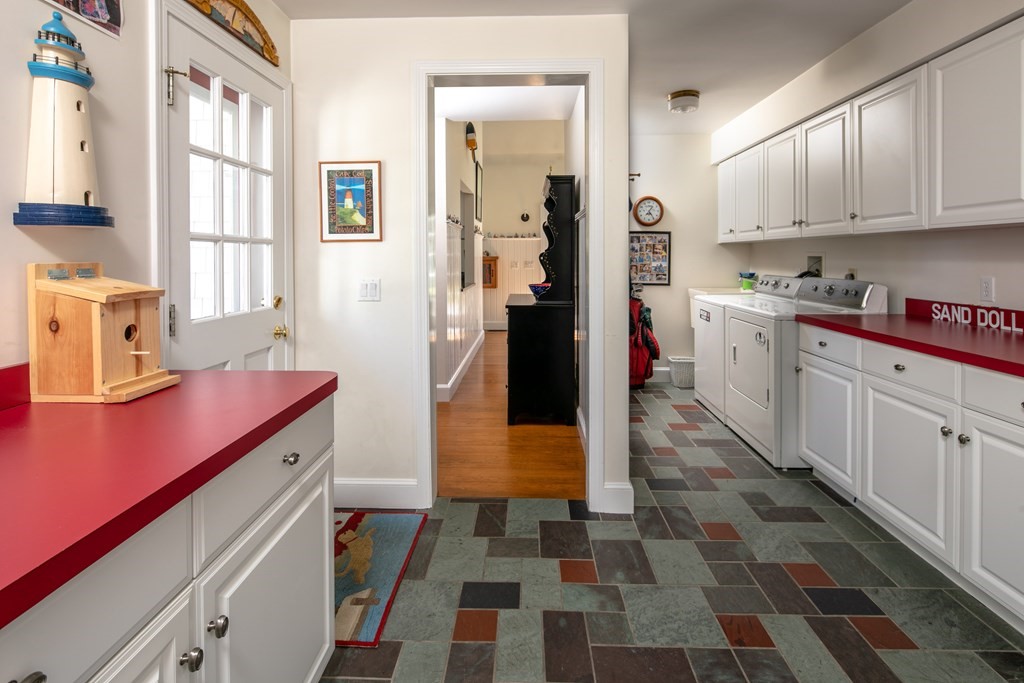 20 Vine Street Marion, MA 02738 - Photo 36 of 40 Gallery Image 36