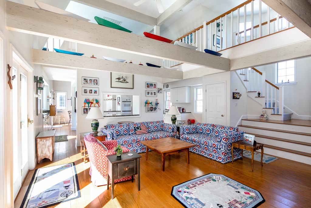 20 Vine Street Marion, MA 02738 - Photo 8 of 40 Gallery Image 8