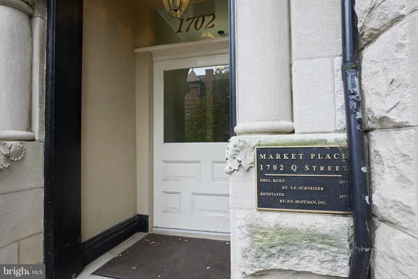 $3,500 | 1702 Q Street Northwest, Unit 2, Washington, DC 20009