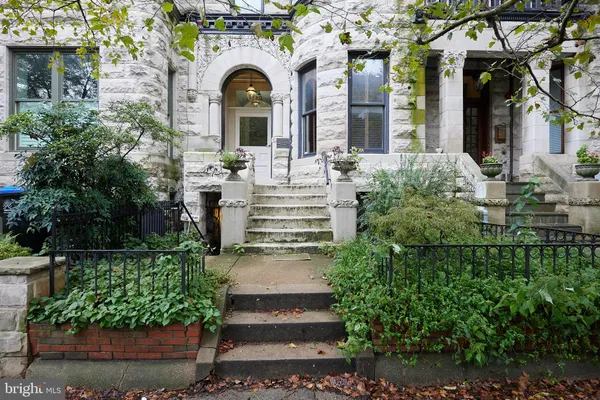 $3,500 | 1702 Q Street Northwest, Unit 2, Washington, DC 20009