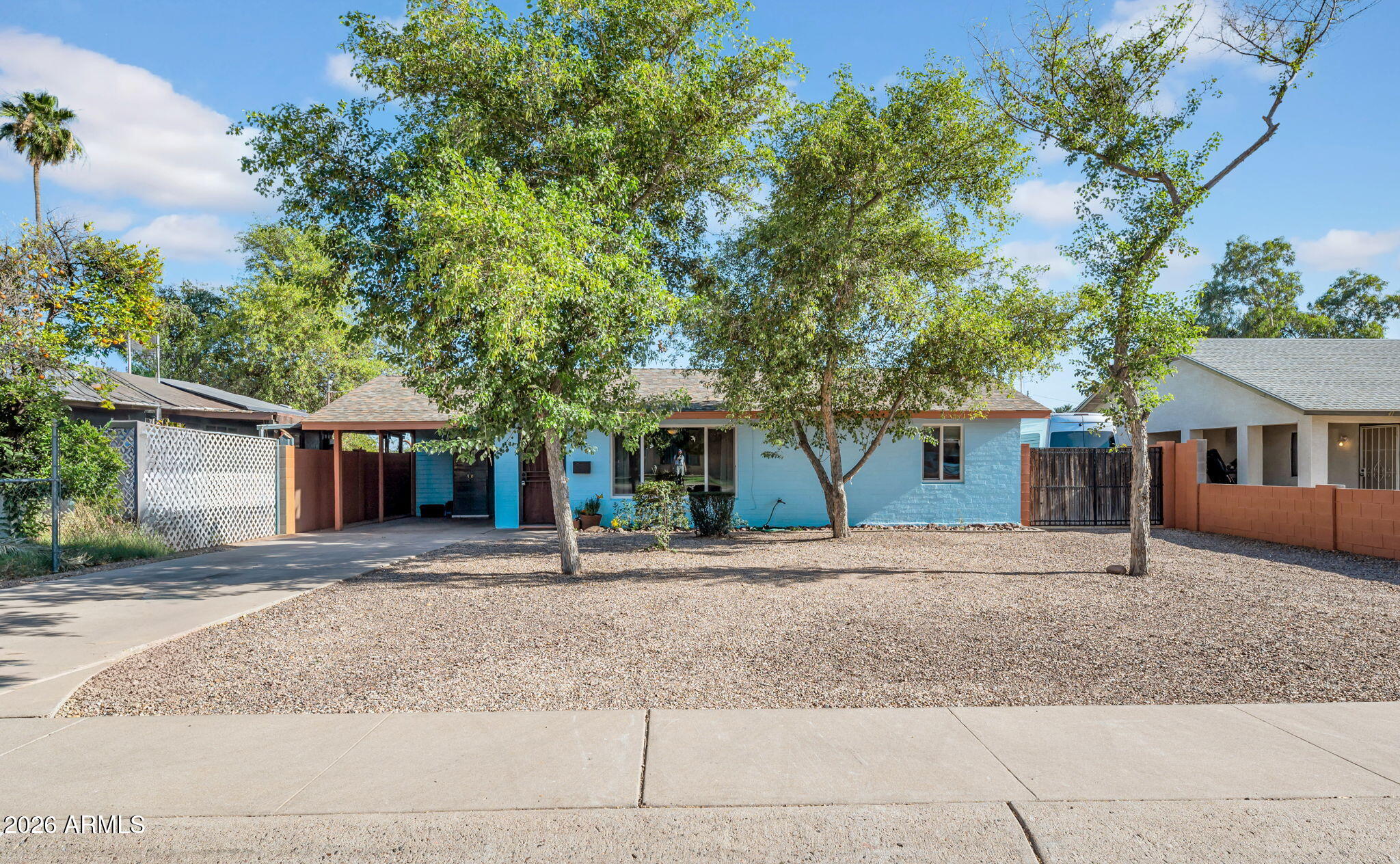 413 West Caron Street Phoenix, AZ 85021 - Photo 1 of 23