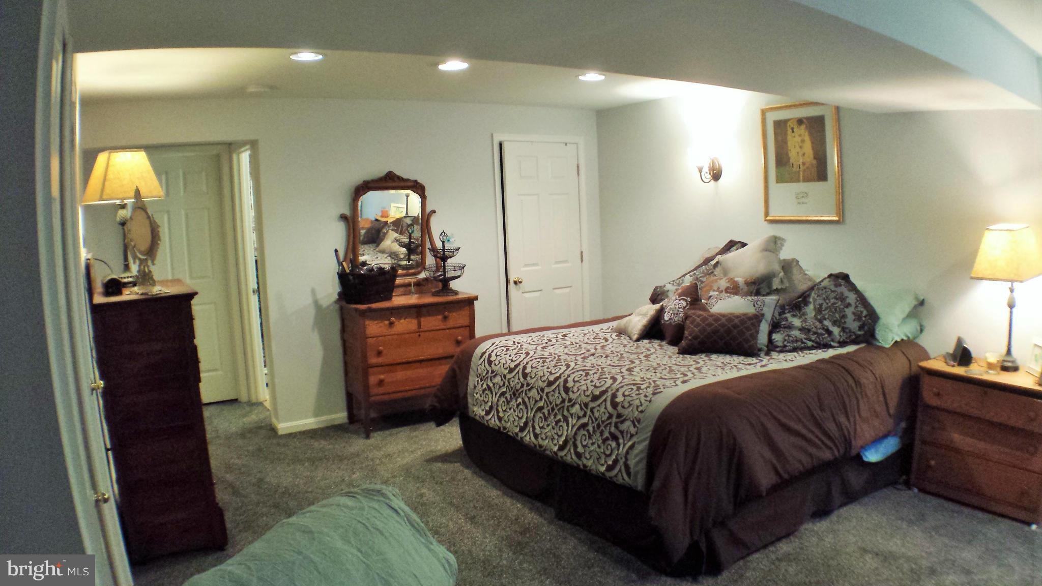 1139 Ingate Road Halethorpe, MD 21227 - Photo 15 of 25 Bedroom (Master)