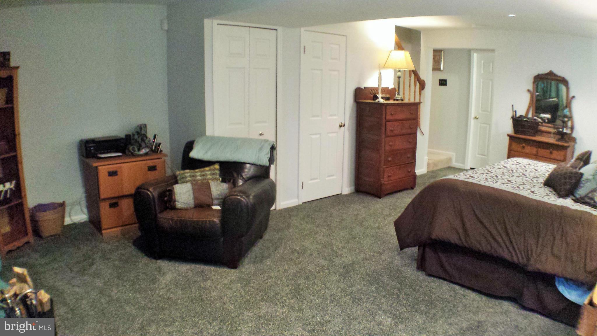 1139 Ingate Road Halethorpe, MD 21227 - Photo 16 of 25 Family Room