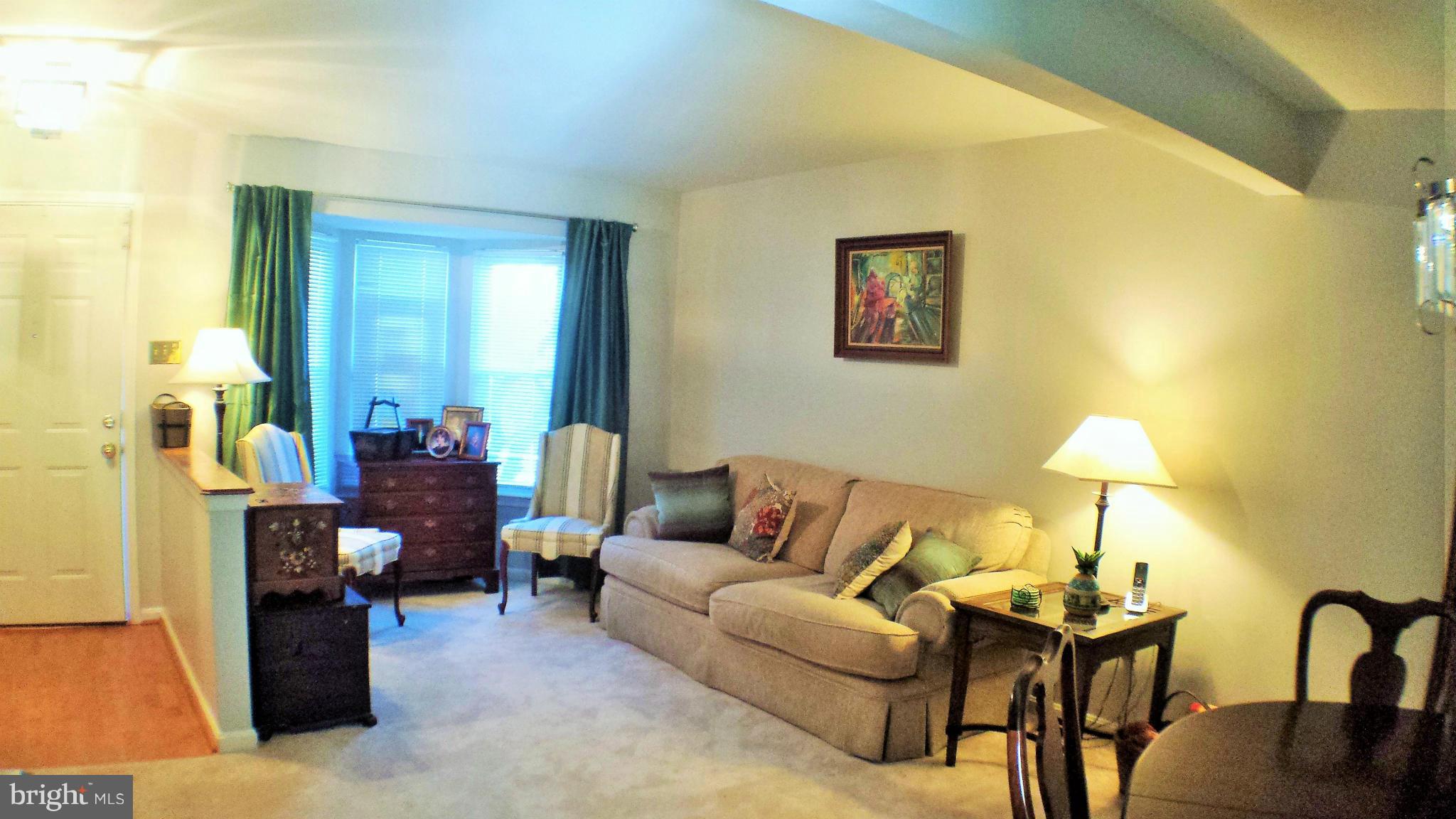 1139 Ingate Road Halethorpe, MD 21227 - Photo 3 of 25 Living Room