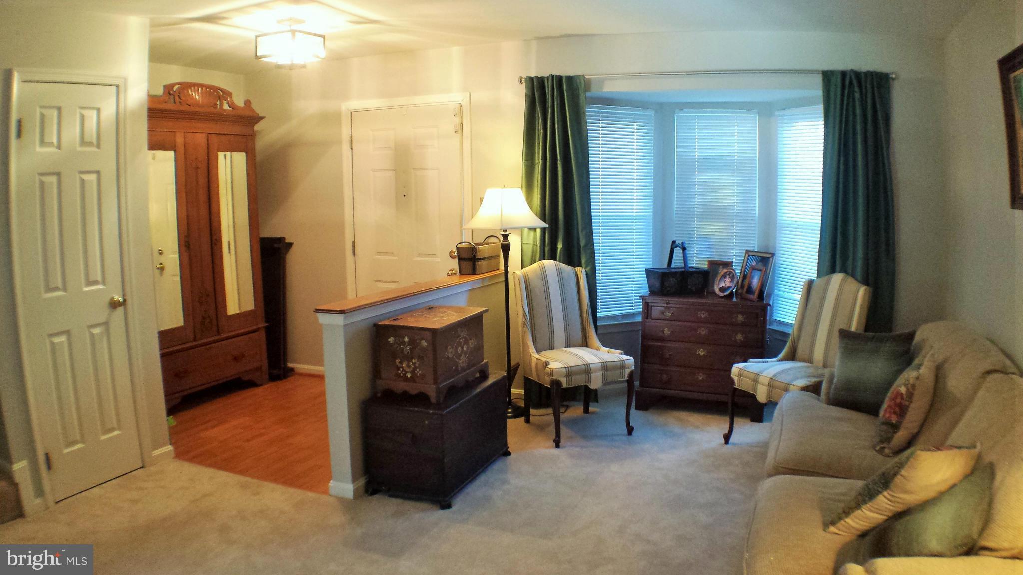1139 Ingate Road Halethorpe, MD 21227 - Photo 5 of 25 Living Room