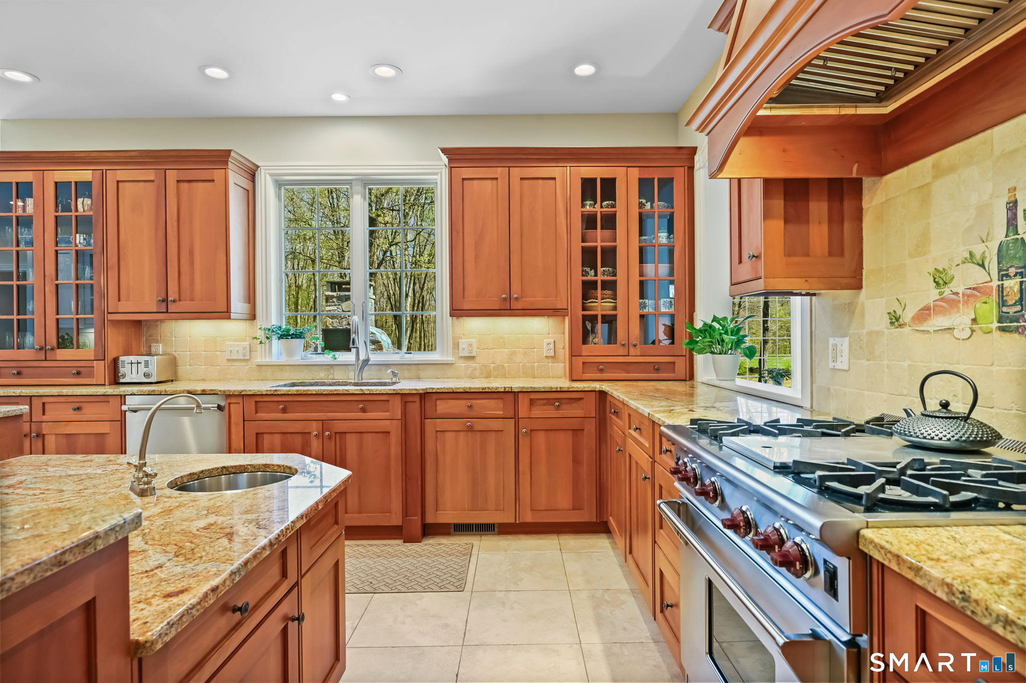 74 George Hull Hill Road Redding, CT 06896 - Photo 5 of 40