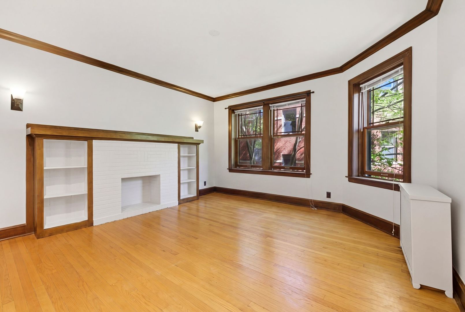 528 Sheridan Road, Unit 2A Evanston, IL 60202 - Photo 5 of 14