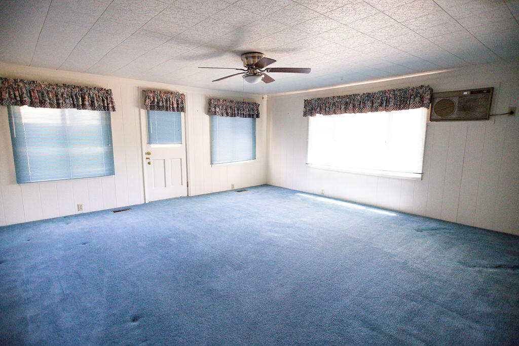 110 Silverhill Road Walterboro, SC 29488 - Photo 21 of 27 Sunroom/sittingroom/office