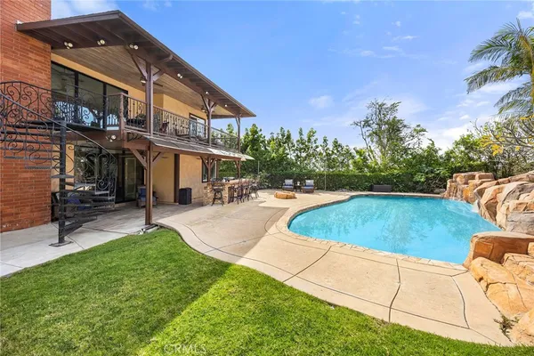 $2,279,000 | 4187 Pepper Avenue, Yorba Linda, CA 92886
