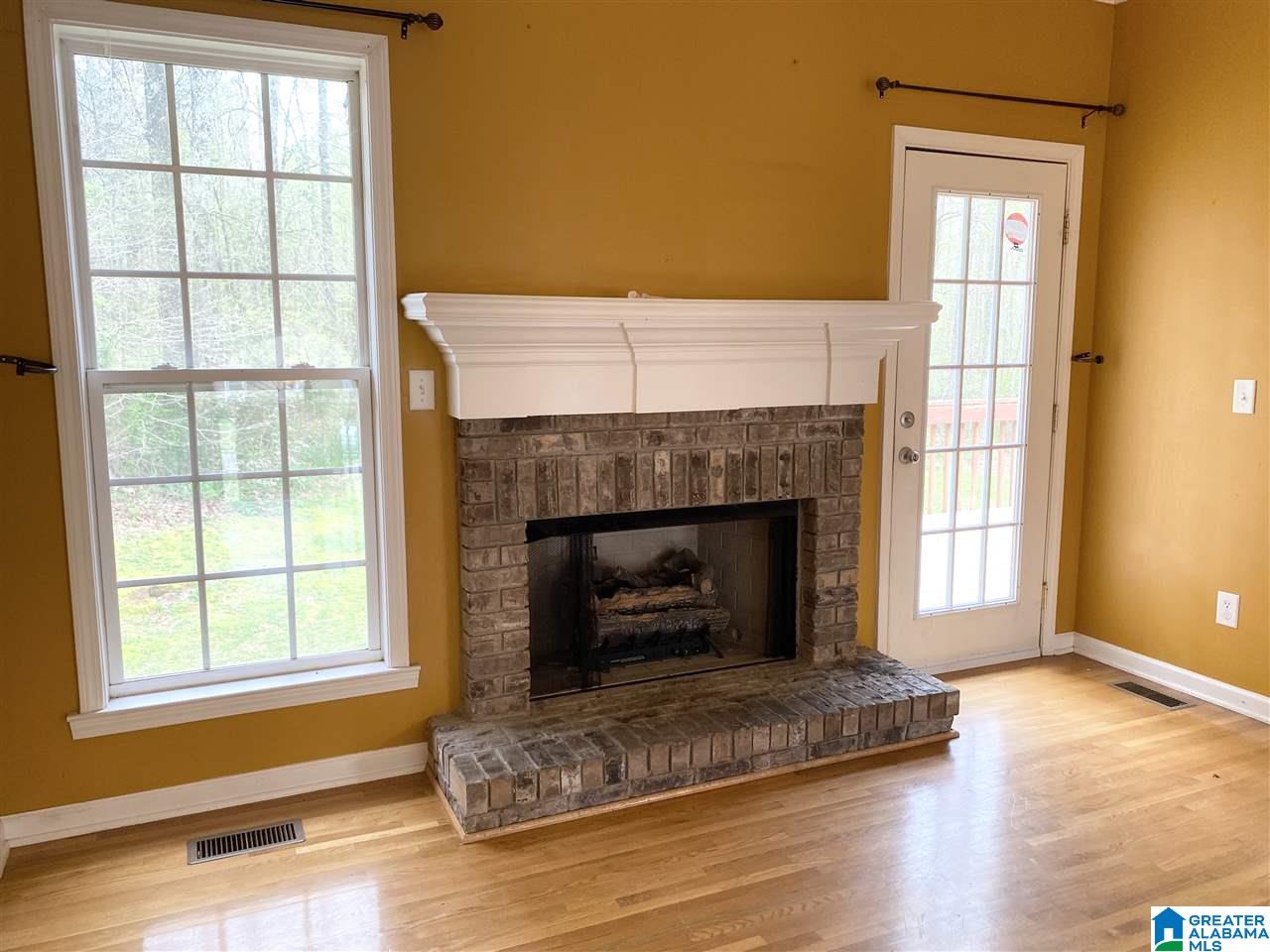 215 Meadows Drive Springville, AL 35146 - Photo 9 of 37